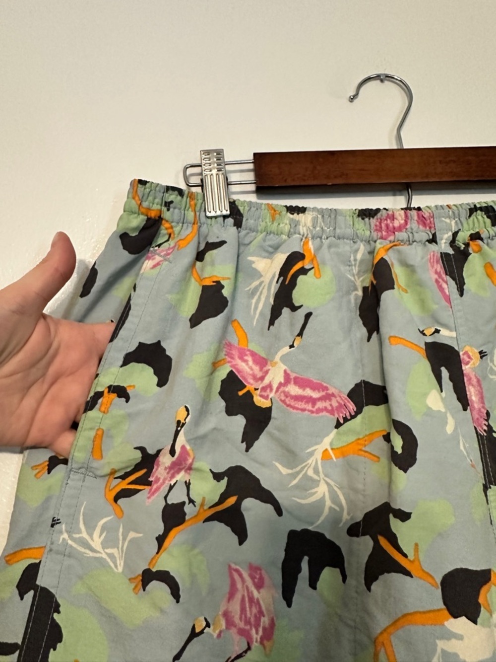 Patagonia Baggies Men’s Swim Shorts Blue Green Spoonbill Bird Print Lined Large - Picture 3 of 7